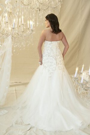 Robe de mariée distinguee en tulle de traîne moyenne lache manche nulle