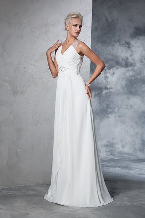 Robe de mariée longue avec chiffon ruché de princesse de tour de ceinture en haute