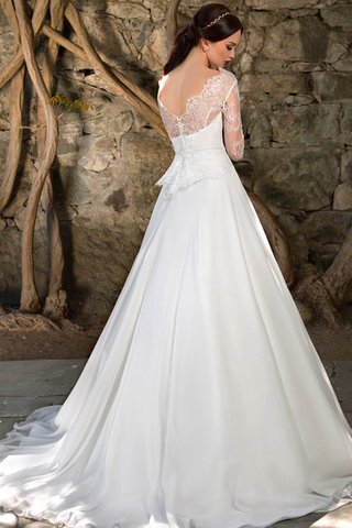 Robe de mariée romantique modeste distinguee ligne a en dentelle