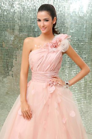 Robe de quinceanera d'épaule asymétrique textile en tulle a-ligne de mode de bal avec fleurs