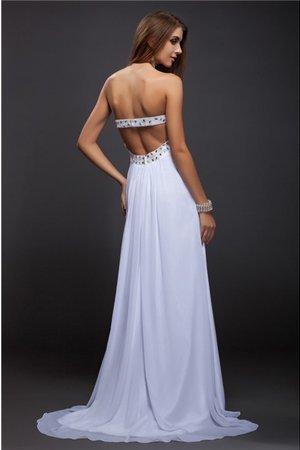 Robe de bal naturel avec chiffon de fourreau de bustier avec perle