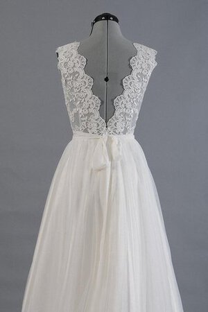 Robe de mariée simple longueur au ras du sol ceinture avec fleurs avec décoration dentelle