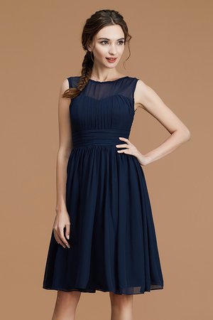 Robe demoiselle d'honneur ligne a col en bateau en chiffon frappant naturel