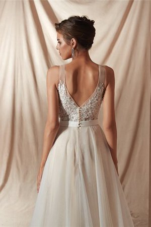 Robe de mariée a eglise à la mode avec perle naturel classique