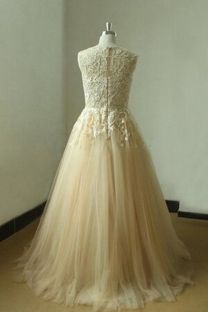 Robe de mariée naturel plissage fermeutre eclair manche nulle avec décoration dentelle