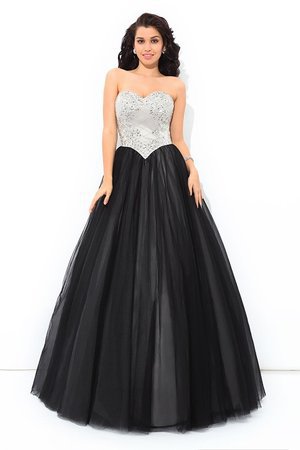 Robe de quinceanera longue naturel avec sans manches jusqu'au sol avec zip