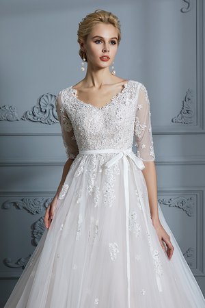 Robe de mariée de mode de bal énergique de traîne moyenne en 1/2 manche naturel