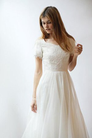 Robe de mariée derniere tendance decoration en fleur avec ruban a-ligne en chiffon