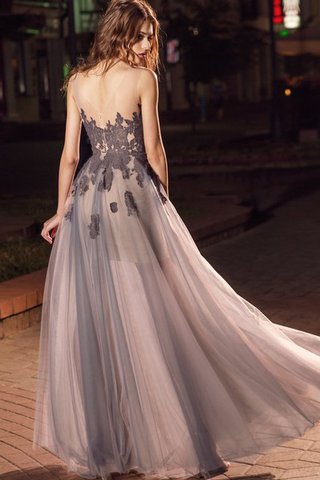 Robe de bal romantique facile avec sans manches ligne a avec zip