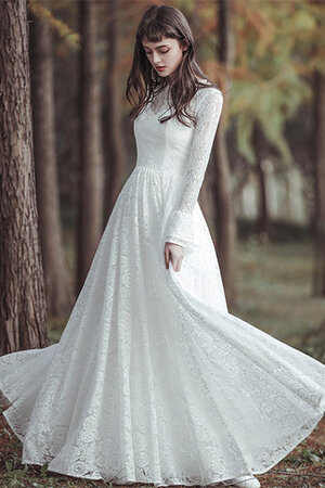 Robe de mariée de princesse longueur au ras du sol junoesque formelle solennel