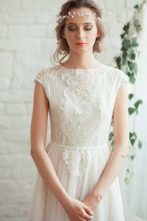 Robe de mariée sobre avec perle boutonné avec manche épeules enveloppants ligne a