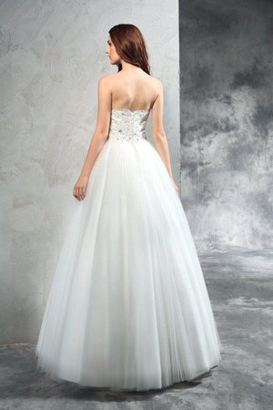 Robe de mariée de princesse manche nulle longueur au ras du sol avec perle ligne a