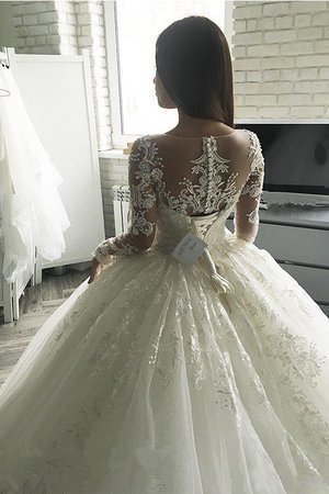 Robe de mariée de mode de bal fait main encolure ronde textile en tulle naturel