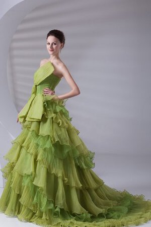 Robe de quinceanera de bustier avec nœud de mode de bal ligne a avec gradins