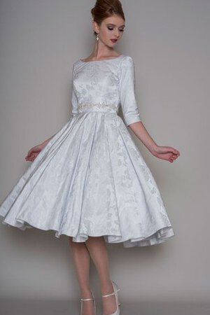 Robe de mariée nature moderne avec décoration dentelle avec manche 3/4 col en bateau