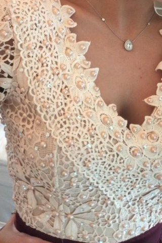 Robe de bal longue plissage avec décoration dentelle avec perle decoration en fleur