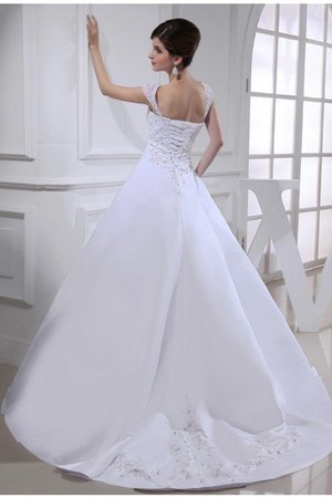 Robe de mariée longue de tour de ceinture en haute en satin de mode de bal cordon