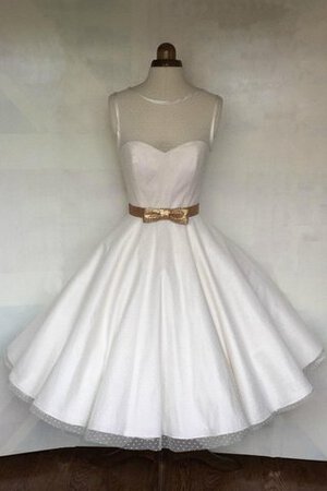 Robe de mariée plissage naturel textile en tulle arrivée au mollet avec nœud à boucles