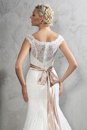 Robe de mariée longue ceinture gaine avec décoration dentelle manche nulle