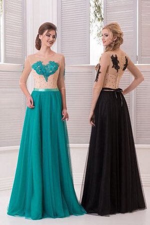 Robe de bal avec manche 1/2 avec cristal ligne a elevé appliques