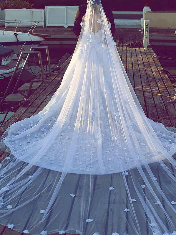 Robe de mariée naturel de mode de bal avec chiffon avec sans manches v encolure