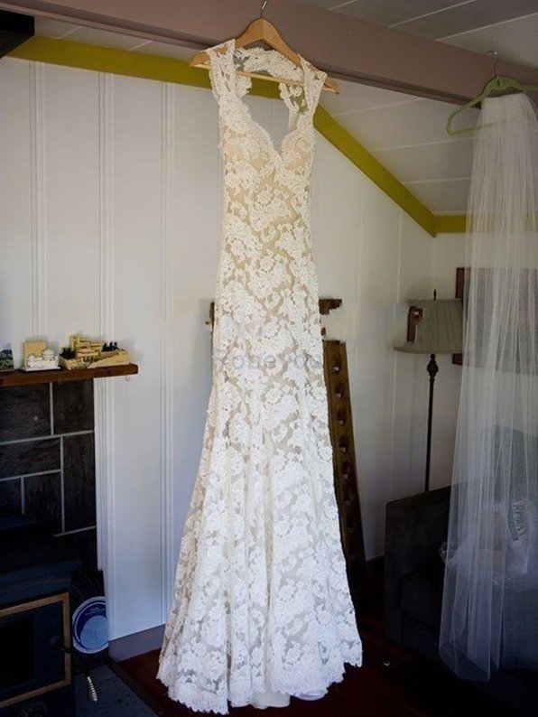 Robe de mariée naturel avec décoration dentelle manche nulle collant v encolure